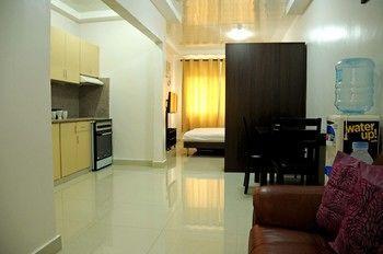 Tancor 3 Residential Suites Себу Экстерьер фото